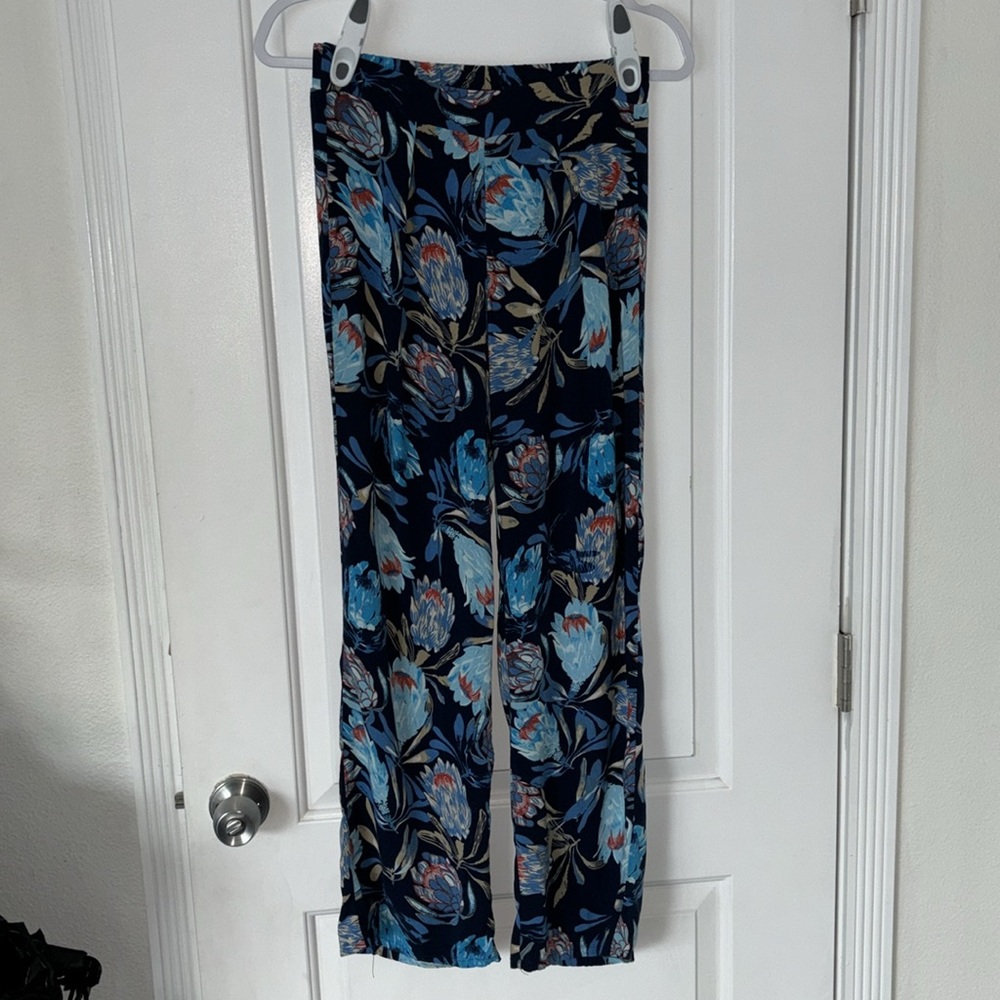 Gypsies & Moondust floral pants S